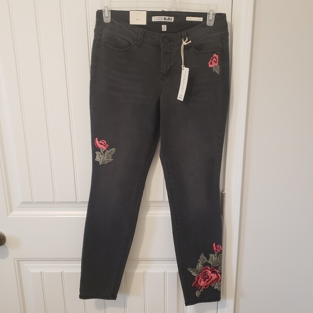 Code Bleu Soho Skinny Leg Mid Rise Jeans NWT Women's Size 8